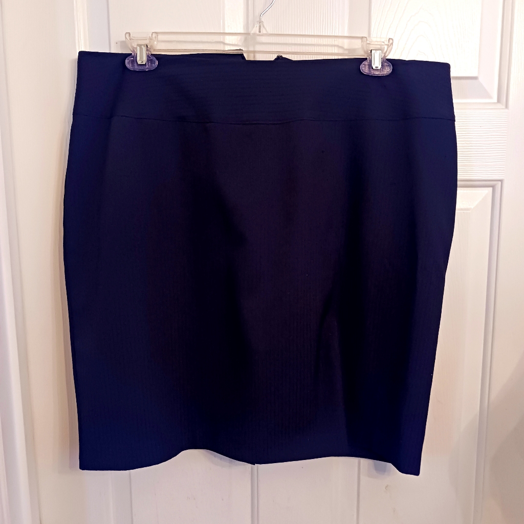 Black Ribbed Mini Skirt By Lane Bryant Size 18